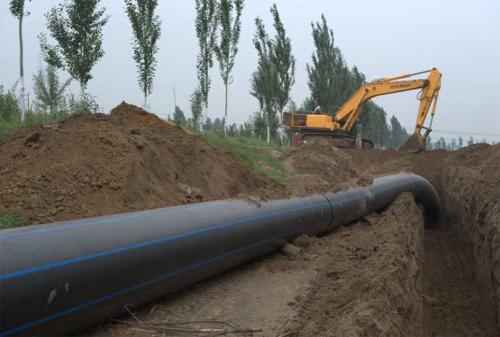 1540869302734950.jpg PE給水管.jpg